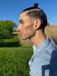 Derrick Florence's Instagram, Twitter & Facebook