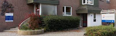 Die wohnung hat ein badezimmer mit großer dusche und fenster. Vermieten Schomaker Delmenhorst Immobilien Hausverwaltung