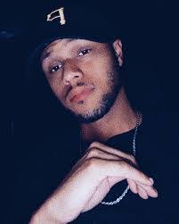 Chris Mathis's Instagram, Twitter & Facebook