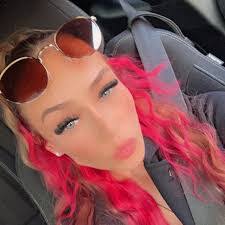 Tianna Wright's Instagram, Twitter & Facebook