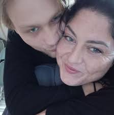 Black choppers flying over Largo?