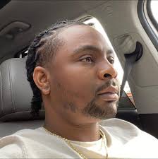 Hello! From Florida! Most recent picture no filters! Hope to meet a real  gentleman!