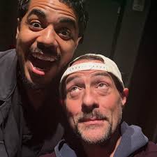 Many of my followers don't know I'm an actor, mainly because I haven't been  in anything. But yesterday was a big deal! Got to meet one of my favorite  Directors @thatkevinsmith !