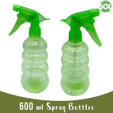 Plants in bottles are not a new idea, the idea originates from the 18th century, when glass bottles were used to bring over plants and seeds from the other side of the world. Water Bottle Garden Empty Spray Cleaning Plastic Spray Watering Uk Hand Tool Sprayer For Pet 2pk Spray Bottle 600ml Garden Plants Salon Gardening Garden Outdoors Cate Org