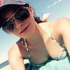 Kim Dilorenzo's Instagram, Twitter & Facebook