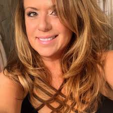 Support Samantha Moore in Greatest Baker Competition