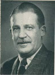 PIPE SMOKER OF THE YEAR