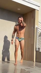 The Traitors Dylan Efron Responds to the Internets Obsession With His Sexy  Speedo \u0026 Back Arch Pics - TheSword.com