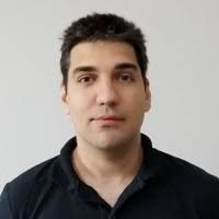 100+ profilů „Marián“