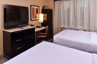 Recommended landmarks, attractions or things to do around holiday inn express new york city times square, an ihg hotel? Holiday Inn New York City Times Square An Ihg Hotel New York Aktualisierte Preise Fur 2021