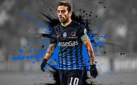 Dia meninggalkan atalanta karena terlibat perselisihan dengan sang pelatih gian piero gasperini. Herunterladen Hintergrundbild Alejandro Dario Gomez Papu Gomez Argentinischer Fussballspieler Atalanta Sturmer Blau Schwarze Farbe Spritzer Kreative Kunst Serie A Italien Fussball Grunge Fur Desktop Kostenlos Hintergrundbilder Fur Ihren Desktop