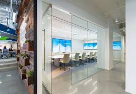 Booz Allen Hamilton S Innovation Center Offices Washington D C Office Snapshots University Interior Design Innovation Centre Interior Design Programs