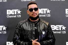 Adorn your wrist with a brilliant bracelet from aka20pearls! Aka Scheduled To Give First Performance Since Fiancee S Death Channel