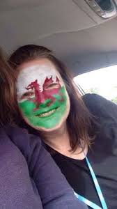 Flowers in the rain 😁 #osteopermums #flowers #rain #mygarden #showers  #weather #pink