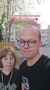 ❤️Mit meiner kleinen Schwester ❤️Mensch ist Mensch ❤️ #trend #viral #fyp  #fy #weekend #tiktok #vienna #wochenende #music #scherrlibaerlim  #menschistmensch #austria #österreich #musik #niederösterreich ...