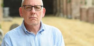 David Leavitt: “Si Trump es elegido estoy considerando seriamente dejar  EE.UU.”