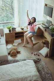 Hiền Thục khoe con gái 16 tuổi cao vượt mẹ