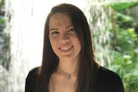 Nicole Maxwell's Instagram, Twitter & Facebook