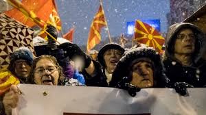 Image name (file:flag of north macedonia.svg, shown on right) Yunani Setuju Makedonia Resmi Berganti Nama Kumparan Com