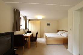 Gemütliche wohnung auf wangerooge gemütliche, helle ferienwohnung, 2 zimmer, flur, küche, bad, kleiner balkon, 5 min. Ferienwohnung Souterrain 107107 Ferienwohnung Wangerooge