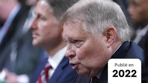 Assaut du Capitole : l'enquête détaille les pressions exercées par Trump  sur Pence