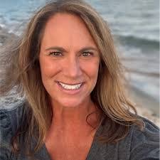 Andrea Kehoe's Instagram, Twitter & Facebook