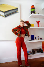 Check out full gallery with 683 pictures of zara larsson. Zara Larsson On London Lockdown And Staying Stimulated In 2020 Vogue