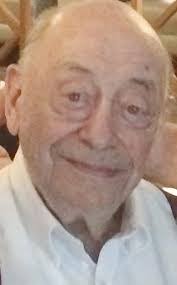 Kenneth Moritz's Instagram, Twitter & Facebook