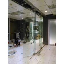 Pintu ini tetap saja memakai floorhinge, handle. Jual Pintu Lipat Kaca Tempered Frameless Indah Kaca