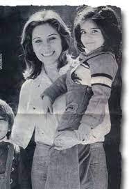 Zulema yoma fue internada con un cuadro de neumonía producto de un nuevo contagio de coronavirus. Junior Vida Y Muerte De Carlos Saul Menem H Elaleph Com