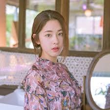 박혜수 소속사 산타클로스엔터테인먼트는 24일 이번 학교폭력 관련 제보나 주장들이 허위라는 것을 증명할 증거를 확보해나가고 있다면서 피해자라고 주장하는 분들은 법률 절차를 통해 조치하길 바라고, 이에 대해 회사도 성심성의껏 응대하겠다고 밝혔다. Khzi09oqwffbwm