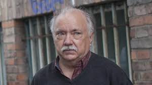 A herendi porcelángyár felvirágoztatójának, farkasházy fischer mórnak az ükunokája, mitzger tivadar orvos unokája. F14715nbwo8wpm