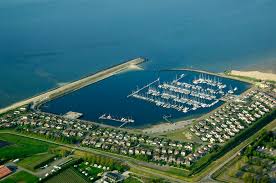 For the benefit of our customers, we have provided a rating based on our rating system. Roompot Marina In Wissenkerke Zeeland Netherlands Marina Reviews Phone Number Marinas Com