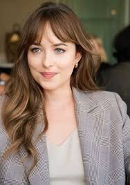 Dakota Johnson stars in new Netflix movie trailer