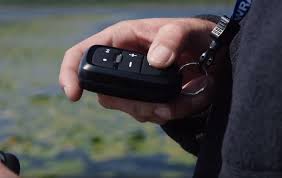 Grass cutting season is over and your remote control mower is just collecting dust, what a horrifying thought. Lowrance Remote Controller Lr 1 Hds Live Hds Carbon Lowrance Usa
