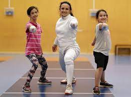 Mohamed aida (balra) a hetedik olimpiáján szerepelhet / fotó: Hungarian Fencer Aida Mohamed To Compete In Her 7th Olympics The Mainichi