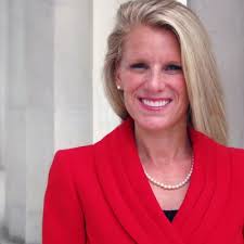 Cara Townsend's Instagram, Twitter & Facebook