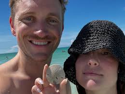 One Year 👰🏼‍♀️🤵🏼‍♂️♥️