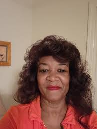 Lela Dixon's Instagram, Twitter & Facebook