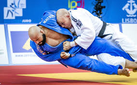 Judo andere sporten toma nikiforov. Het Allerlaatste Kunstje Van Henk Grol Al Steken De Botten Eruit Ik Ga Door Dagblad Van Het Noorden