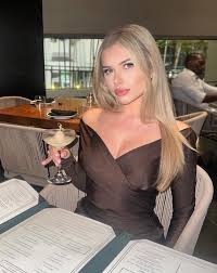 Leah Peters has OFFICIALLY made it further than comp beast ...