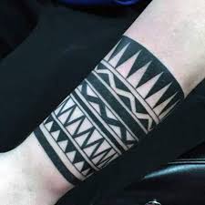 Other women prefer tribal or celtic style bracelets. Top 53 Tribal Armband Tattoo Ideas 2021 Inspiration Guide