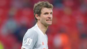 Thomas müller und lisa müller zeigen nicht allzu oft zusammen in der öffentlichkeit. Fc Bayern Munchen Thomas Muller Meldet Sich Aus Der Corona Quarantane