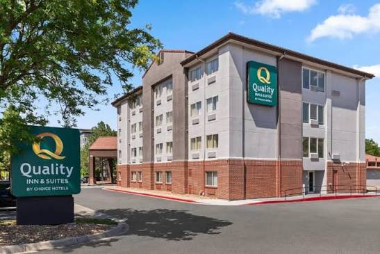 Quality Inn & Suites Denver