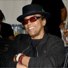 Ailyn Ozuna's Instagram, Twitter & Facebook