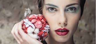 Naučite izraditi cvjetnu kuglu kakvoj nije mogla odoljeti ni kraljica  Elizabeta II.!