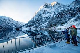 With over 6 different establishments, there is a great variety to choose from. Ski And Fjord Experience Myrkdalen Norway Ski Solutions