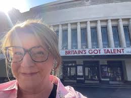 Exactly a year ago today. @bgt live semis. Got my ass kicked by a 12 year  old magician and a mostly naked clown but loved every moment. Thrilling,  high stakes, all abilities