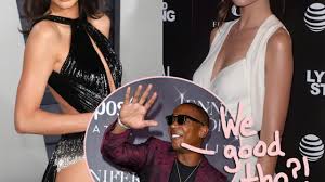 Emily donned the rib brief underwear in the color black and posed for several shots with her arms folded across her chest to protect her modesty. Kendall Jenner Emily Ratajkowski More Celebs Sued For Promoting Fyre Festival Perez Hilton