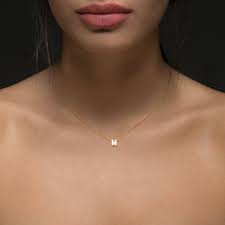 El siguiente juego de reto para el whatsapp está más orientado al amor, sobre todo a parejas que ya llevan un tiempo y tienen el 100% de la confianza puesta en ellos. Colgante Con Forma De Letra De A Z Dorado Para Mujer Collar Con Colgante De Letra De Oro Geometrico Pequenos Y Delicados Collares De Nombre Regalo De Joyeria Para Pareja Joyeria De